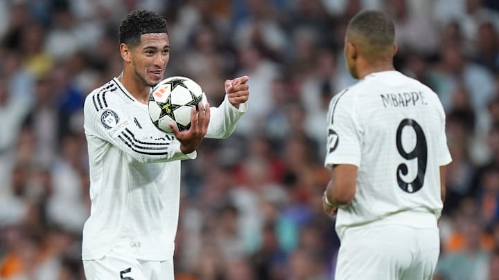 Bellingham et Mbappé ressortent d'une rencontre brouillonne.