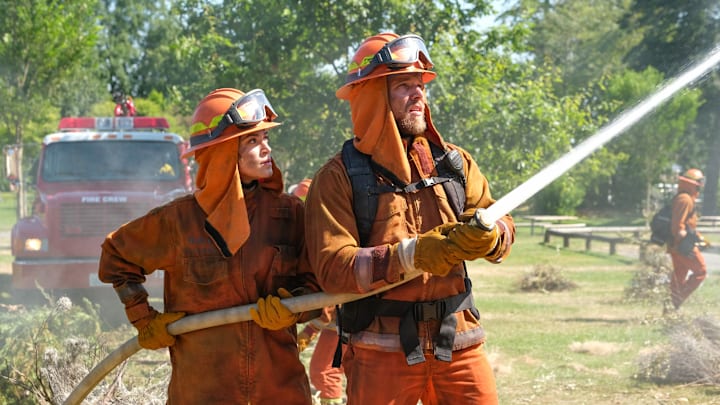 “The Fresh Prince of Edgewater” – After Bode requests to be transferred to a different city, his future in Edgewater hangs in the balance. Meanwhile, the crew joins forces to protect the town from a treacherous storm, on FIRE COUNTRY, Friday, Oct. 14 (9:00-10:00 PM, ET/PT) on the CBS Television Network and available to stream live and on demand on Paramount+*. Pictured (L-R): Stephanie Arcila as Gabriela Perez and Max Thieriot as Bode Donovan. Photo: Bettina Strauss/CBS ©2022 CBS Broadcasting,