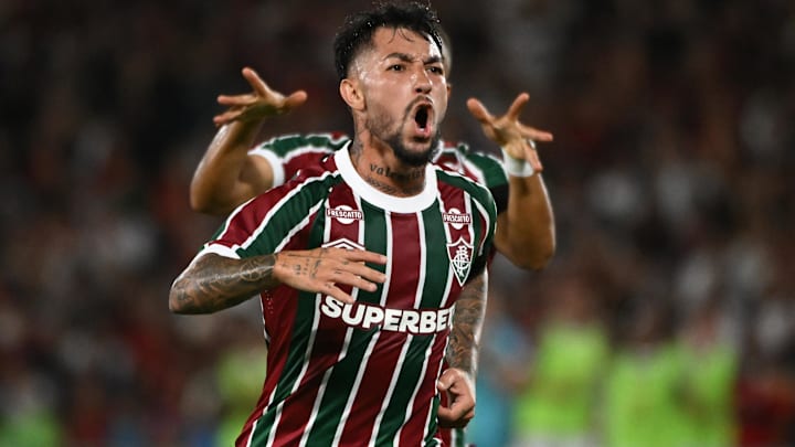 Lucho Acosta, do Fluminense, sofreu uma lesão no glúteo contra o Palmeiras