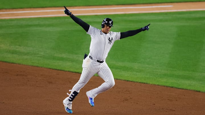 Soto celebró de manera eufórica su primer jonrón en playoffs con los Yankees