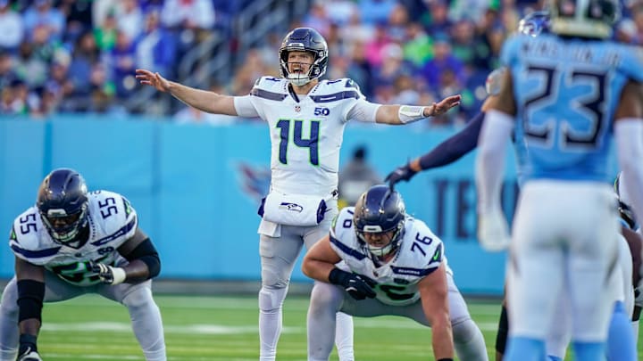 Sam Darnold gets the Seahawks' offense set in the Week 12 game against the Tennessee Titans Sam Darnold gets the Seahawks' offense set in the Week 12 game against the Tennessee Titans