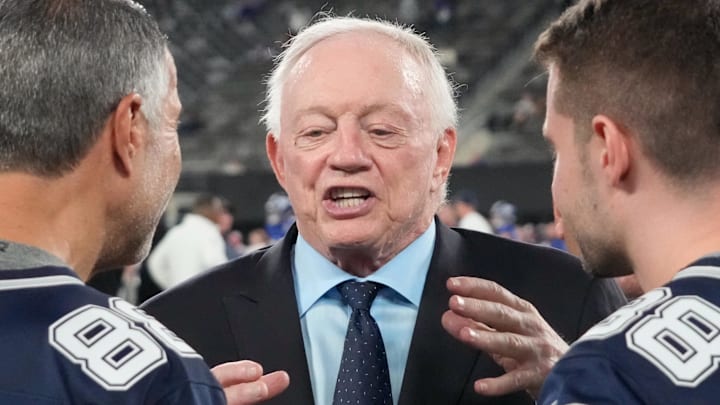 Cowboys owner Jerry Jones pre game against the Giants at MetLife Stadium. 