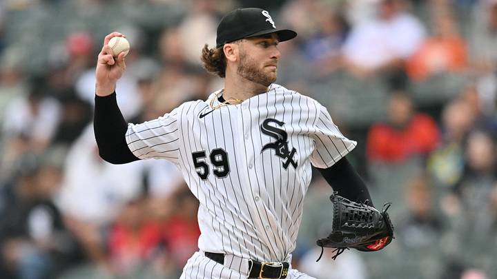 Sep 19, 2026; Chicago, Illinois, USA; Chicago White Sox pitcher Sean Burke (59) pitches against the Detroit Tigers during the first inning at Rate Field. Mandatory Credit: Patrick Gorski-Imagn Images Sep 19, 2026; Chicago, Illinois, USA; Chicago White Sox pitcher Sean Burke (59) pitches against the Detroit Tigers during the first inning at Rate Field. Mandatory Credit: Patrick Gorski-Imagn Images