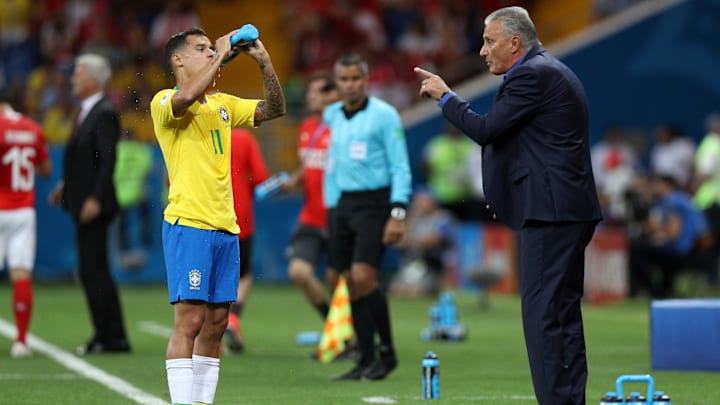Com Aston Villa em baixa, Coutinho coloca participação no Mundial do Catar em risco Com Aston Villa em baixa, Coutinho coloca participação no Mundial do Catar em risco