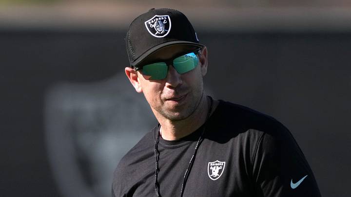 Jun 9, 2026; Henderson, NV, USA; Las Vegas Raiders coach Klint Kubiak during minicamp at Intermountain Health Performance Center. Mandatory Credit: Kirby Lee-Imagn Images Jun 9, 2026; Henderson, NV, USA; Las Vegas Raiders coach Klint Kubiak during minicamp at Intermountain Health Performance Center. Mandatory Credit: Kirby Lee-Imagn Images
