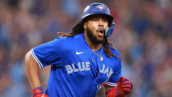 Guerrero Jr. sigue brillando con los Azulejos