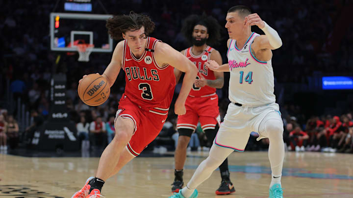 Mar 8, 2025; Miami, Florida, USA;Chicago Bulls guard Josh Giddey (3) drives to the basket