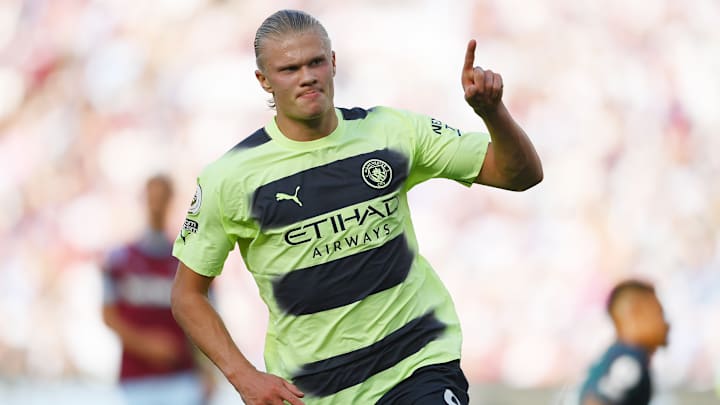 Erling Haaland marcó doblete en el triunfo del Manchester City en la primera fecha de la Premier League
