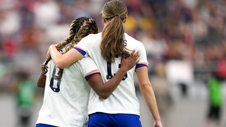 Emma Sears and Jaedyn Shaw during the 2025 SheBelieves Cup