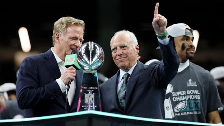 Feb 9, 2025; New Orleans, LA, USA; NFL commissioner Roger Goodell presents Philadelphia Eagles general manager Howie Roseman the Vince Lombardi Trophy after winning against Kansas City Chiefs in Super Bowl LIX at Caesars Superdome. Mandatory Credit: Geoff Burke-Imagn Images Feb 9, 2025; New Orleans, LA, USA; NFL commissioner Roger Goodell presents Philadelphia Eagles general manager Howie Roseman the Vince Lombardi Trophy after winning against Kansas City Chiefs in Super Bowl LIX at Caesars Superdome. Mandatory Credit: Geoff Burke-Imagn Images