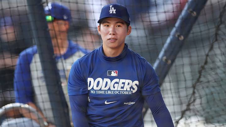Oct 6, 2026; Cumberland, Georgia, USA; Los Angeles Dodgers shortstop Hyeseong Kim (6) warms up prior to a game against the Atlanta Braves in game three of the NLDS for the 2026 MLB Playoffs at Truist Park. Mandatory Credit: Brett Davis-Imagn Images Oct 6, 2026; Cumberland, Georgia, USA; Los Angeles Dodgers shortstop Hyeseong Kim (6) warms up prior to a game against the Atlanta Braves in game three of the NLDS for the 2026 MLB Playoffs at Truist Park. Mandatory Credit: Brett Davis-Imagn Images