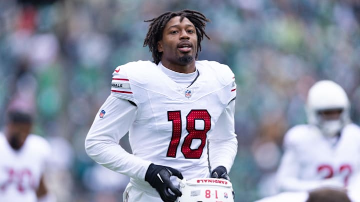 Dec 31, 2023; Philadelphia, Pennsylvania, USA; Arizona Cardinals linebacker BJ Ojulari (18) before action against the Philadelphia Eagles at Lincoln Financial Field. Mandatory Credit: Bill Streicher-Imagn Images