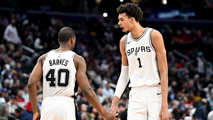 San Antonio Spurs v Washington Wizards