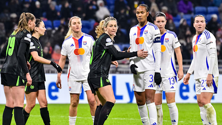 Die Wölfinnen während des letzten Spiels des Jahres in Lyon