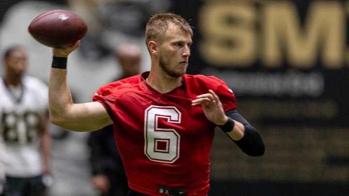 May 10, 2025; New Orleans, LA, USA; New Orleans Saints quarterback Tyler Shough (6) during rookie minicamp at Ochsner Sports Performance Center. Mandatory Credit: Stephen Lew-Imagn Images May 10, 2025; New Orleans, LA, USA; New Orleans Saints quarterback Tyler Shough (6) during rookie minicamp at Ochsner Sports Performance Center. Mandatory Credit: Stephen Lew-Imagn Images