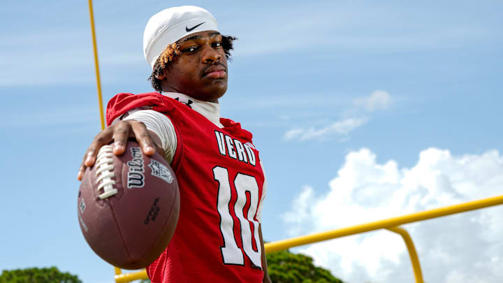 Vero Beach’s Xavier Stinson is on TCPalm's 2025 Super 11 list of top senior recruits across the Treasure Coast.
