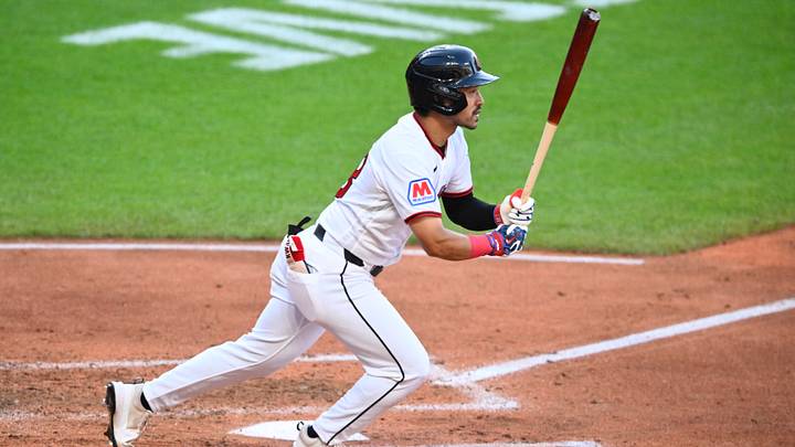 Aug 4, 2026; Cleveland, Ohio, USA; Cleveland Guardians left fielder Steven Kwan (38) singles in the second inning against the New York Mets at Progressive Field. Mandatory Credit: David Richard-Imagn Images Aug 4, 2026; Cleveland, Ohio, USA; Cleveland Guardians left fielder Steven Kwan (38) singles in the second inning against the New York Mets at Progressive Field. Mandatory Credit: David Richard-Imagn Images