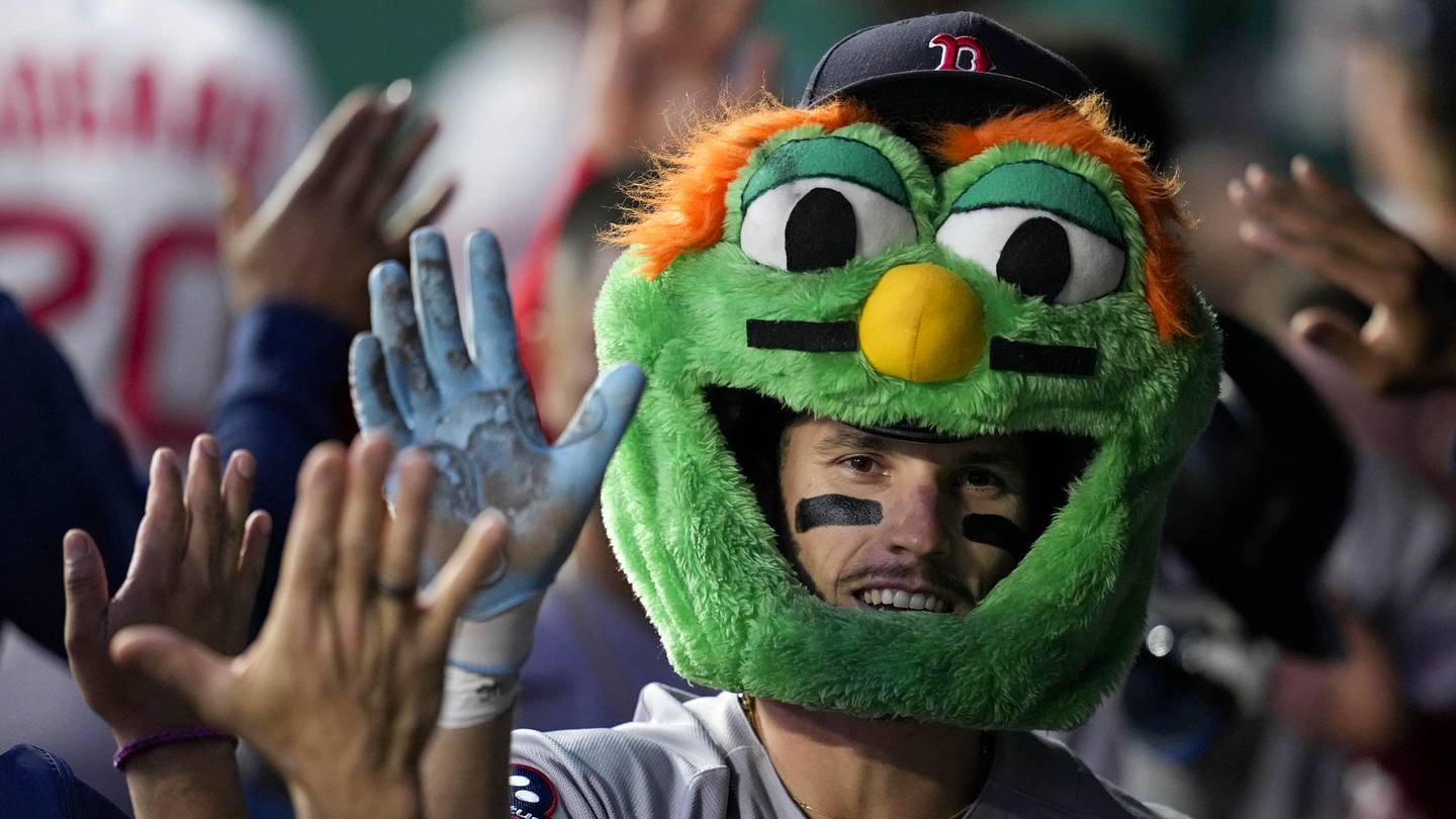 Red Sox’s Jarren Duran, Ceddanne Rafaela Ignite Fenway With Back-to-Back Blasts