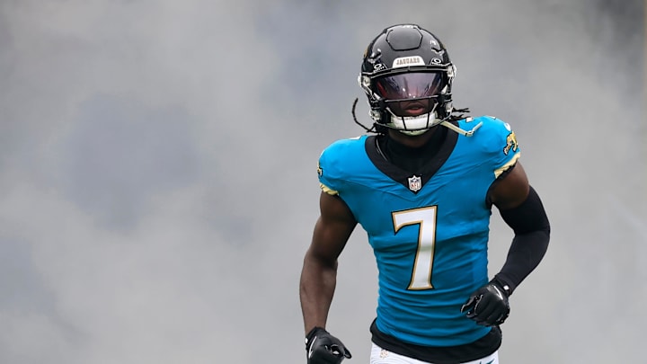 Jacksonville Jaguars wide receiver Brian Thomas Jr. (7) runs on the field before an NFL football matchup at EverBank Stadium, Sunday, Jan. 4, 2026, in Jacksonville, Fla. The Jaguars defeated the Titans 41-7, capturing the AFC South title. [Corey Perrine/Florida Times-Union]