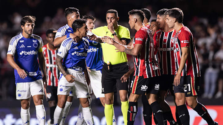 São Paulo e Cruzeiro empataram no primeiro turno São Paulo e Cruzeiro empataram no primeiro turno