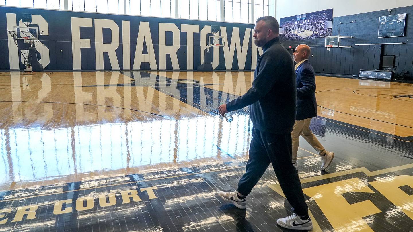 Bryan Hodgson is making push for Syracuse basketball 5-star target Moussa Kamissoko