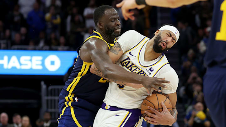 Los Angeles Lakers v Golden State Warriors