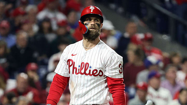 Bryce Harper podría someterse a una cirugía 