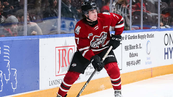Guelph Storm Center Jett Luchanko (#7) v the Oshawa Generals