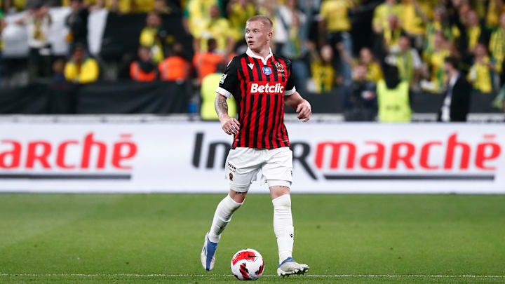 Melvin Bard steht auf dem Bayer-Radar