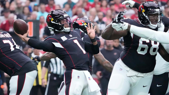 Oct 9, 2022; Glendale, Arizona, U.S.;  Arizona Cardinals quarterback Kyler Murray (1) throws a pass