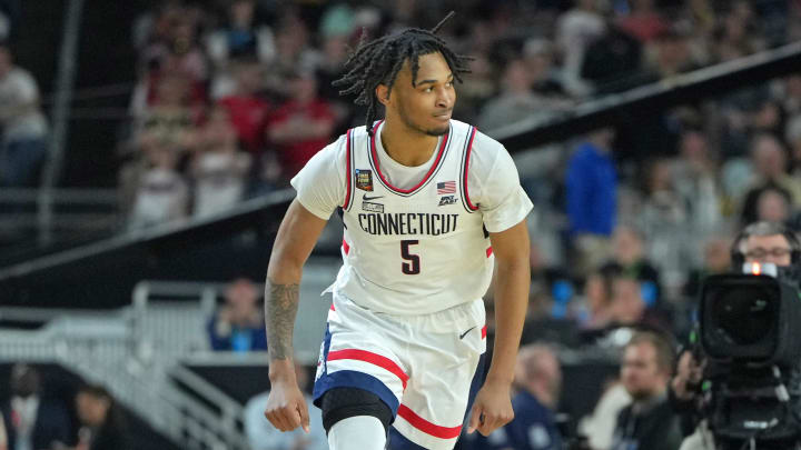 Apr 8, 2024; Glendale, AZ, USA; Connecticut Huskies guard Stephon Castle (5) reacts after shooting the ball for a three point basket against the Purdue Boilermakers during the second half of the national championship game of the Final Four of the 2024 NCAA Tournament at State Farm Stadium. Mandatory Credit: Bob Donnan-USA TODAY Sports Apr 8, 2024; Glendale, AZ, USA; Connecticut Huskies guard Stephon Castle (5) reacts after shooting the ball for a three point basket against the Purdue Boilermakers during the second half of the national championship game of the Final Four of the 2024 NCAA Tournament at State Farm Stadium. Mandatory Credit: Bob Donnan-USA TODAY Sports