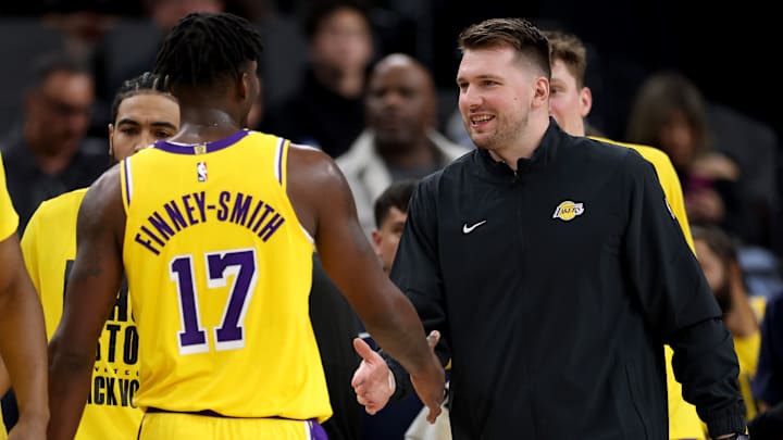 Los Angeles Lakers v Los Angeles Clippers