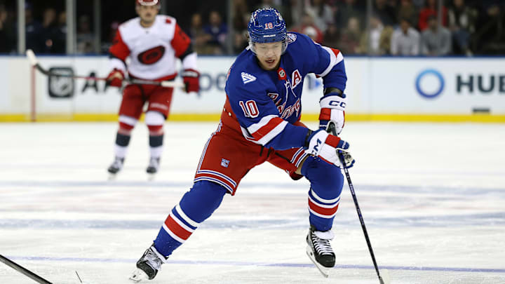 Carolina Hurricanes v New York Rangers