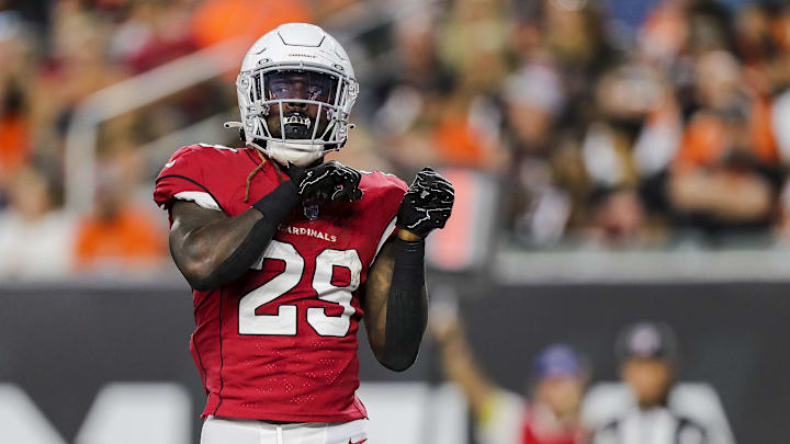 Aug 12, 2022; Cincinnati, Ohio, USA; Arizona Cardinals running back Jonathan Ward (29) reacts after scoring a touchdown against the Cincinnati Bengals in the first half at Paycor Stadium. Mandatory Credit: Katie Stratman-Imagn Images Aug 12, 2022; Cincinnati, Ohio, USA; Arizona Cardinals running back Jonathan Ward (29) reacts after scoring a touchdown against the Cincinnati Bengals in the first half at Paycor Stadium. Mandatory Credit: Katie Stratman-Imagn Images
