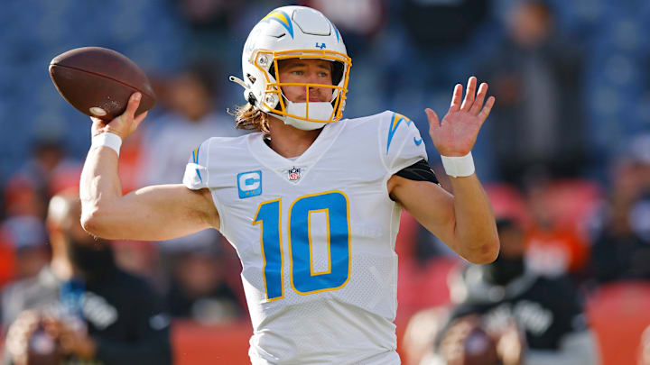 Los Angeles Chargers v Denver Broncos