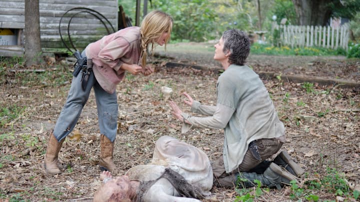 Lizzie (Brighton Sharbino), Carol (Melissa Suzanne McBride) and Walker - The Walking Dead _ Season 4, Episode 14 - Photo Credit: Gene Page/AMC