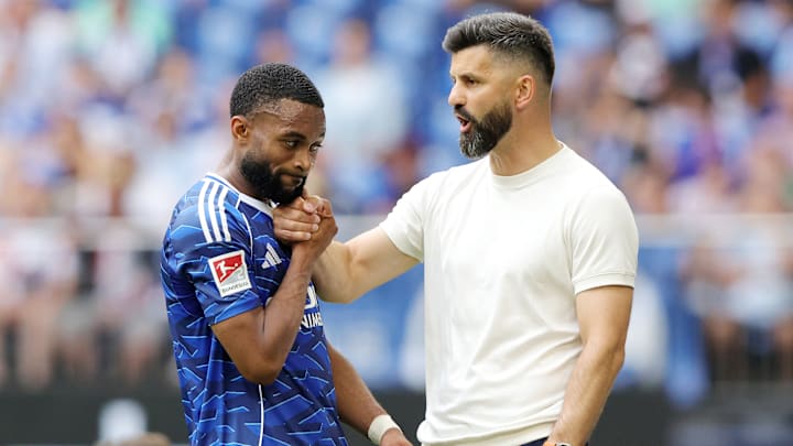 Miron Muslic mit Moussa Sylla