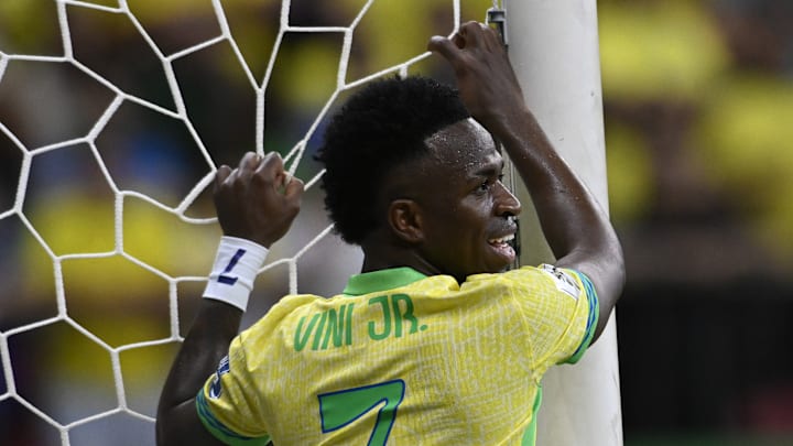 Vini Junior foi destaque do Brasil contra a Colômbia