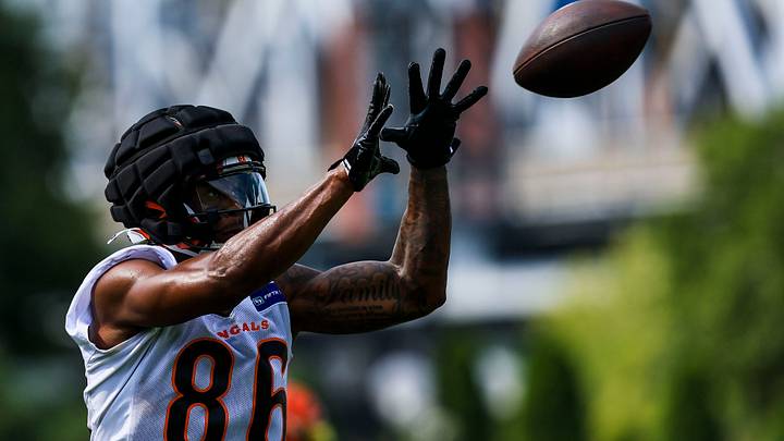 Jul 29, 2026; Cincinnati, OH, USA; Cincinnati Bengals wide receiver Colbie Young (86) catches a pass during training camp at Kettering Health Practice Fields. Mandatory Credit: Katie Stratman-Imagn Images Jul 29, 2026; Cincinnati, OH, USA; Cincinnati Bengals wide receiver Colbie Young (86) catches a pass during training camp at Kettering Health Practice Fields. Mandatory Credit: Katie Stratman-Imagn Images