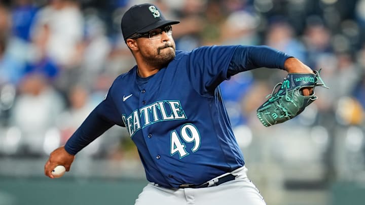 Aug 14, 2023; Kansas City, Missouri, USA; Seattle Mariners relief pitcher Isaiah Campbell (49) pitches during the seventh inning against the Kansas City Royals at Kauffman Stadium. Mandatory Credit: Jay Biggerstaff-Imagn Images