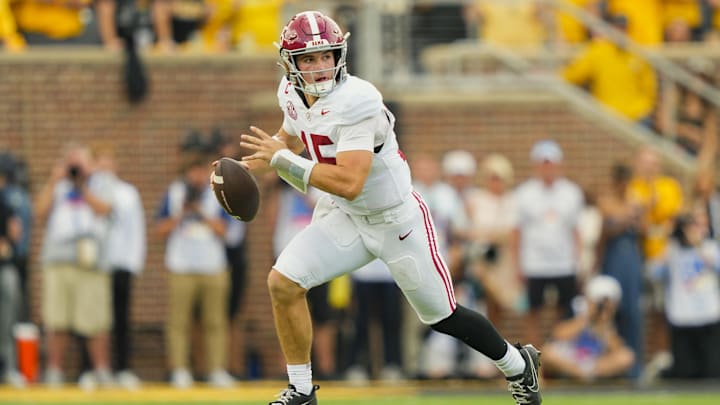 Ty Simpson and Alabama are favored against Tennessee on Saturday.