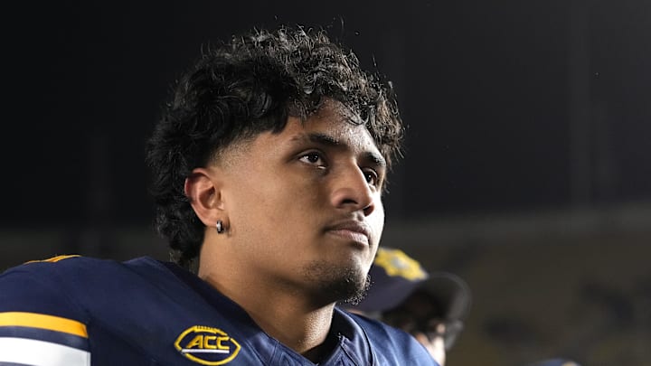 Cal quarterback Jaron-Keawe Sagapolutele