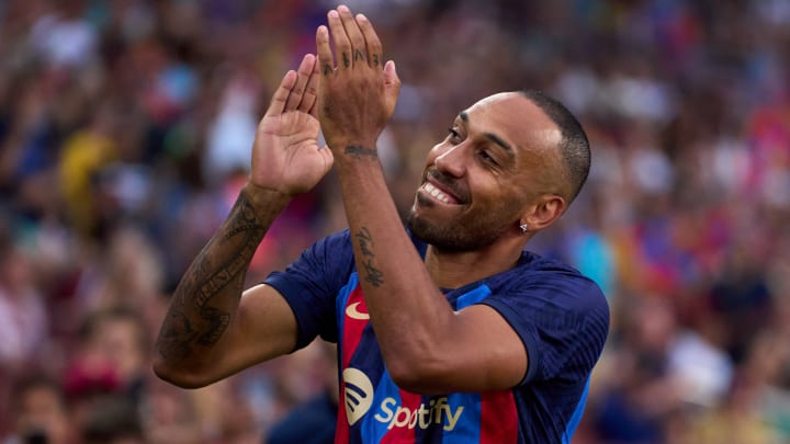 Pierre-Emerick Aubameyang n'oubliera jamais son court passage au FC Barcelone. Pierre-Emerick Aubameyang n'oubliera jamais son court passage au FC Barcelone.