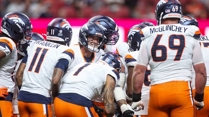 Aug 14, 2026; Atlanta, Georgia, USA; Denver Broncos quarterback Jarrett Stidham (8) in the huddle against the Atlanta Falcons in the first quater at Mercedes-Benz Stadium. Mandatory Credit: Brett Davis-Imagn Images Aug 14, 2026; Atlanta, Georgia, USA; Denver Broncos quarterback Jarrett Stidham (8) in the huddle against the Atlanta Falcons in the first quater at Mercedes-Benz Stadium. Mandatory Credit: Brett Davis-Imagn Images
