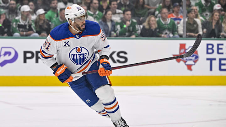 May 29, 2025; Dallas, Texas, USA; Edmonton Oilers left wing Evander Kane (91) in action during the game between the Dallas Stars and the Edmonton Oilers in game five of the Western Conference Final of the 2025 Stanley Cup Playoffs at American Airlines Center. Mandatory Credit: Jerome Miron-Imagn Images