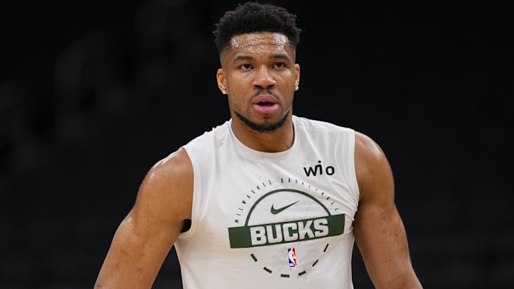 Giannis Antetokounmpo Giannis Antetokounmpo