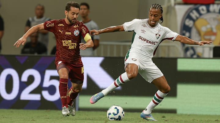 Primeiro jogo entre Bahia e Fluminense em 2025 teve seis gols