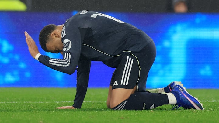 FBL-EUR-C1-BENFICA-REAL MADRID