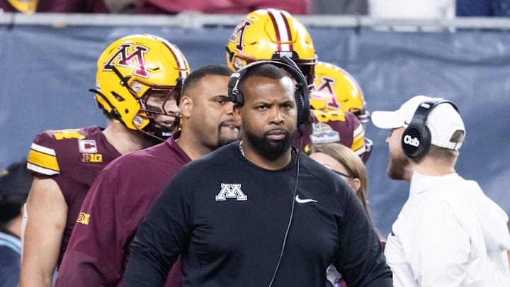 The Wisconsin Badgers hired Minnesota Golden Gophers running backs coach Jayden Everett to fill the same position.