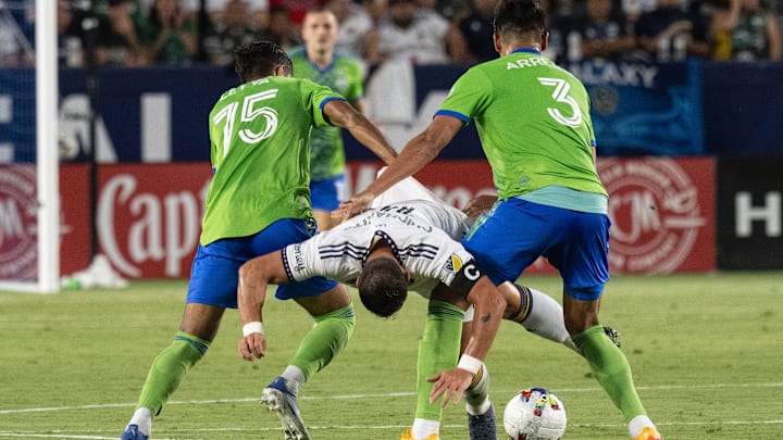 Seattle Sounders FC v Los Angeles Galaxy